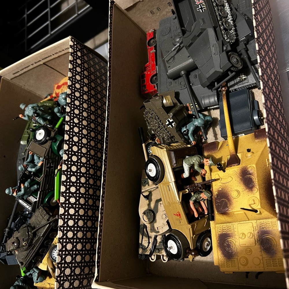 Solido and Britain LTD WW2 figurines and vehicles